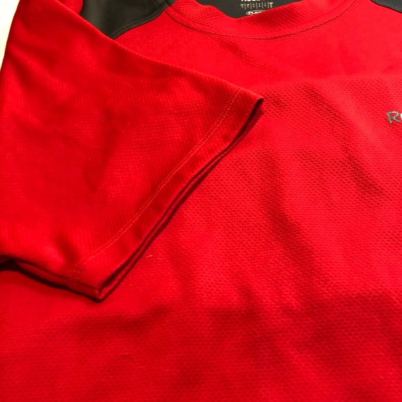 Reebok play Dry Shirt, front zip pocket Men’s Large running shirt - Picture 6 of 14